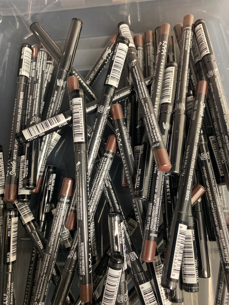 NYX Suede Matte Lip Liner Maison (Lot Size: 25)